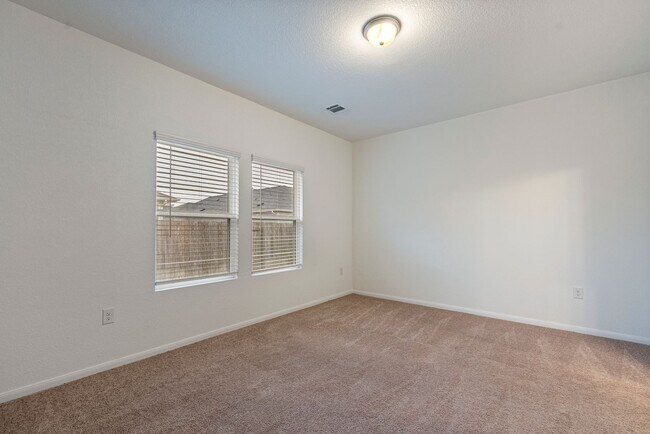 Building Photo - Stunning 4/2 Brand New Home in Kyle!