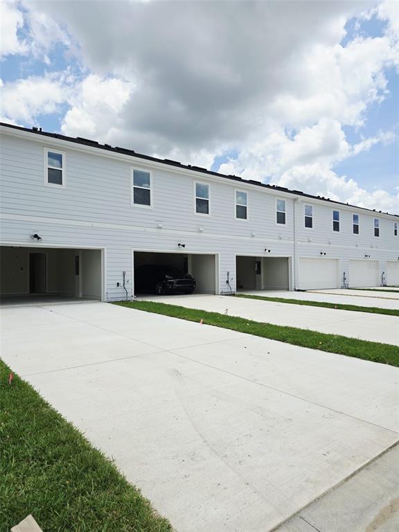 Building Photo - 6337 Breeze Filled Ln