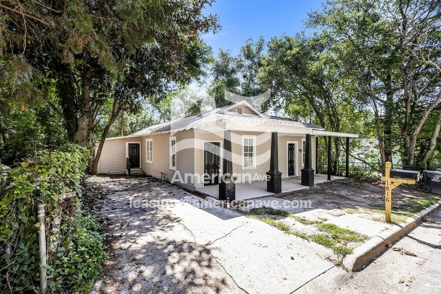 Building Photo - 1816-1816 6 Ct