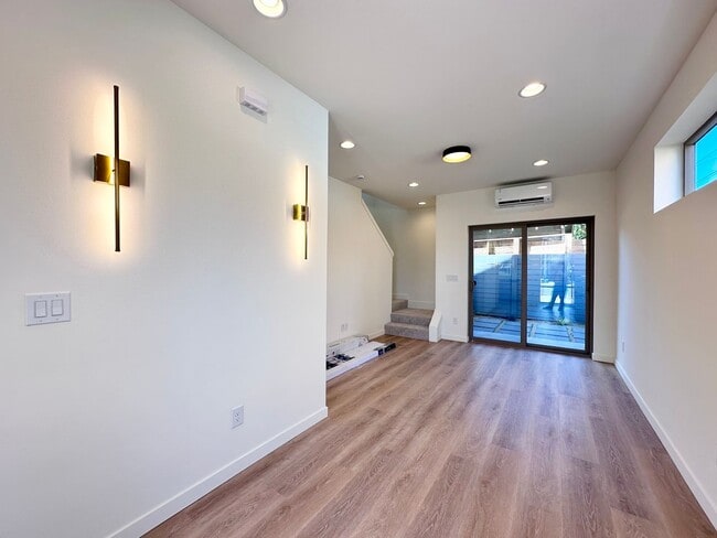 Building Photo - New Construction Modern Japandi-inspired Style Home 2 Bed 2.5 Bath!