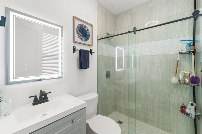 Building Photo - 3643 NW 5th Terrace