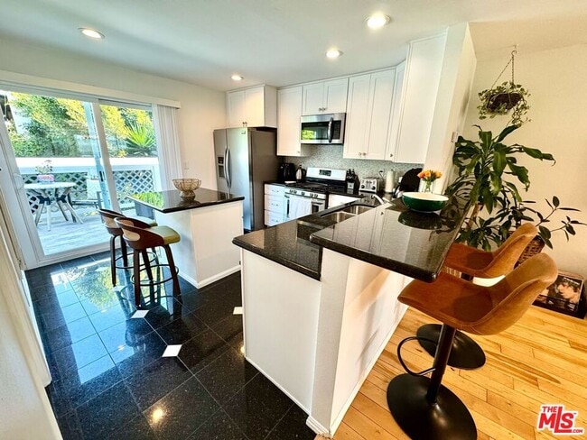 Building Photo - 100 Monterey Blvd