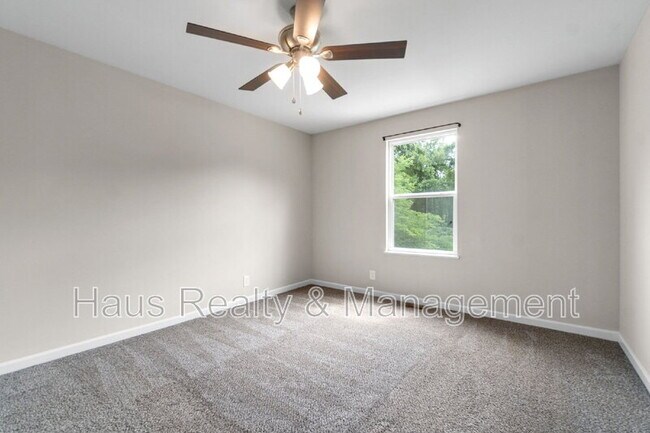 Building Photo - 1709 Evans Rd