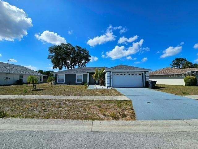 Building Photo - 205 Golf Aire Blvd