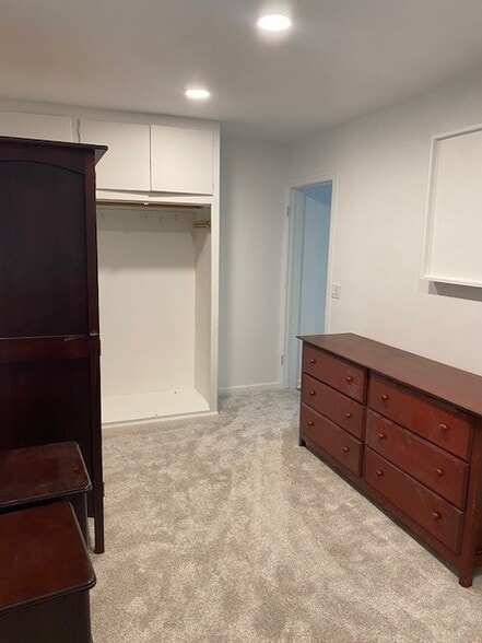 Bedroom - 501 S Church Ln