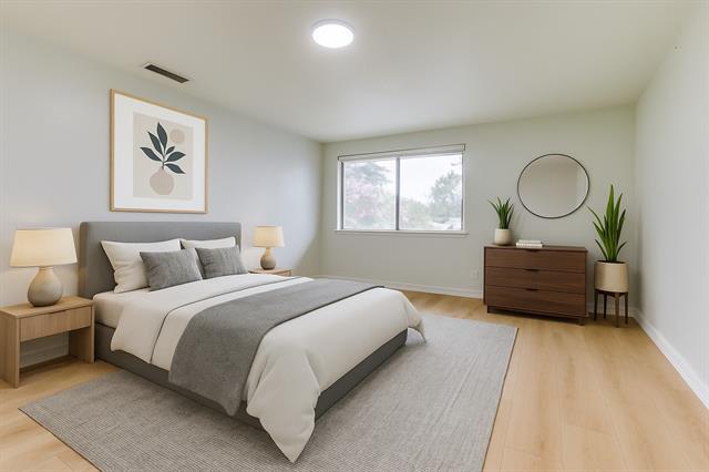 Building Photo - 2018 Vail Dr