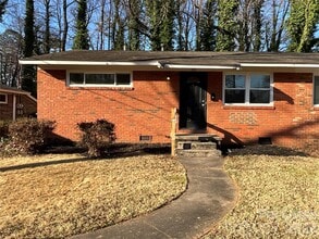 Building Photo - 520 Blendwood Dr