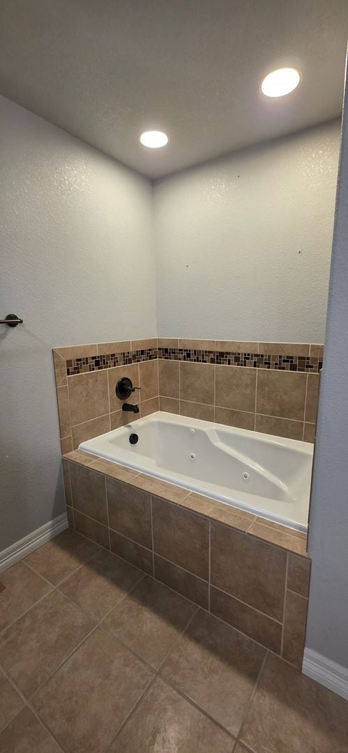 Building Photo - 414 Appletree Ct