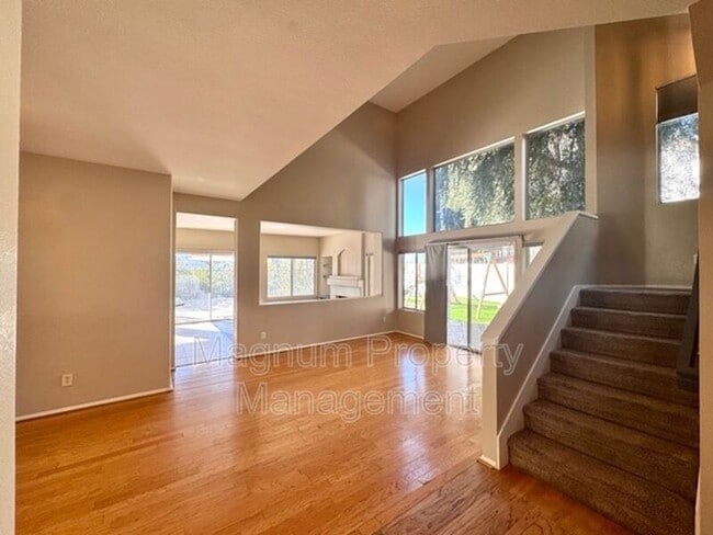 Building Photo - 40085 Temecky Way