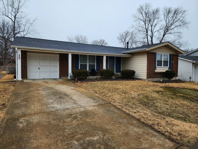 Building Photo - 537 Arborwood Dr