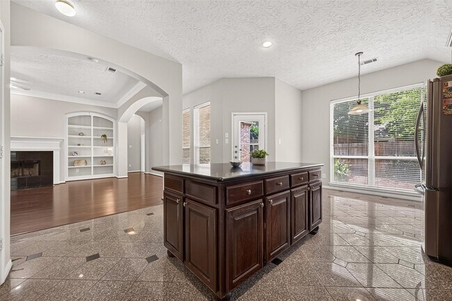Building Photo - 1514 Coyote Hills Ln