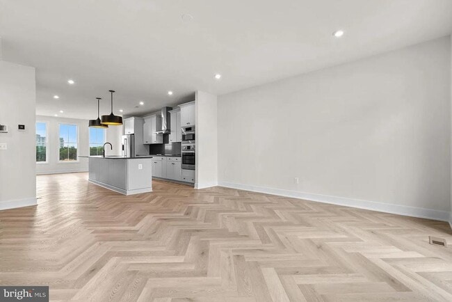 Building Photo - 13916 Aviation Pl