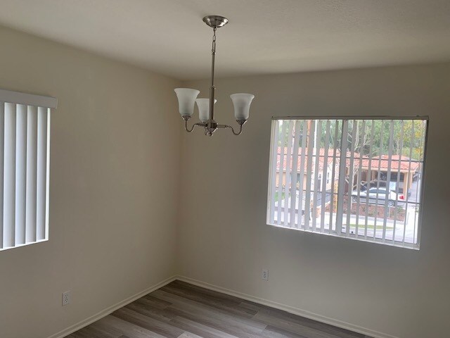 Dining area - 4434 Apricot Rd