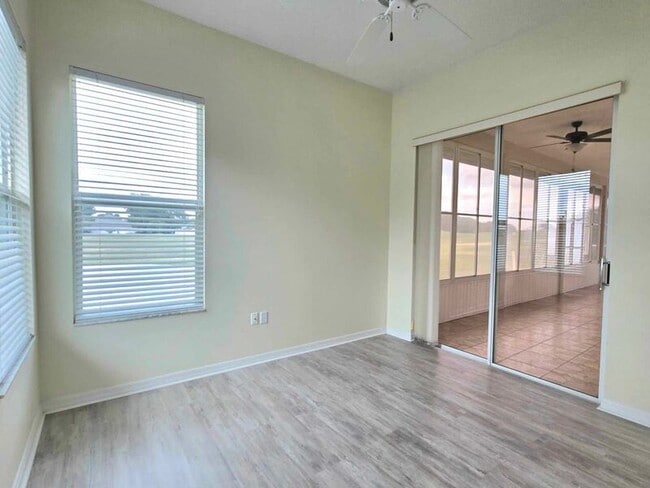 Building Photo - 7047 Hazeltine Cir