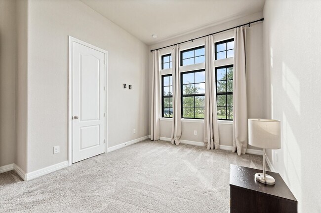 Building Photo - 32067 August Woods Wy