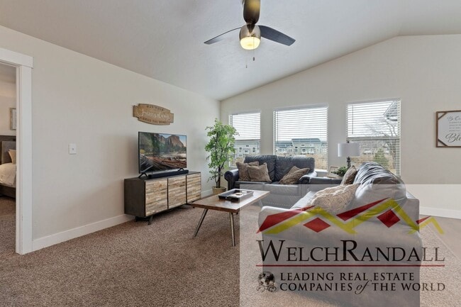 Building Photo - Beautiful Twin Home for Rent in Orem, Avai...