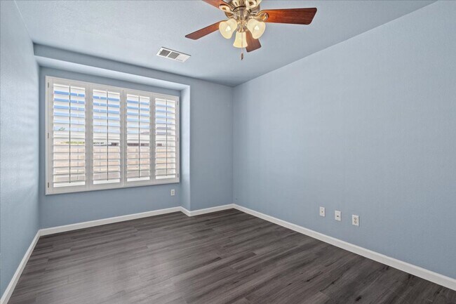 Building Photo - Multiple Living Areas 4-Bedroom Retreat with Vaulted Ceilings & No Carpet