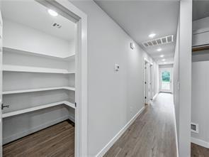 Building Photo - 6609 NW Altus St