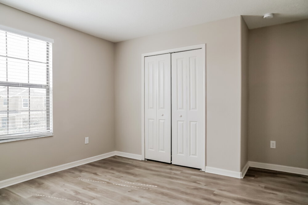 Building Photo - 11184 Leland Groves Dr