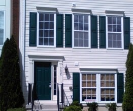 Building Photo - 9825 Biggs Rd