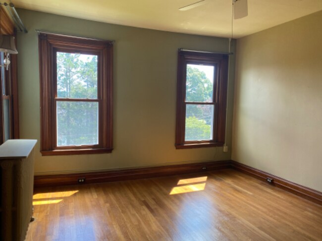 Building Photo - 73 Hoyle St