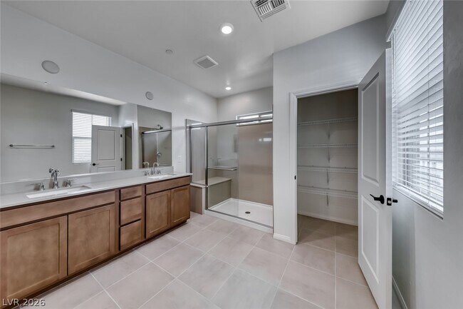 Building Photo - 560 Preston Oak Ln