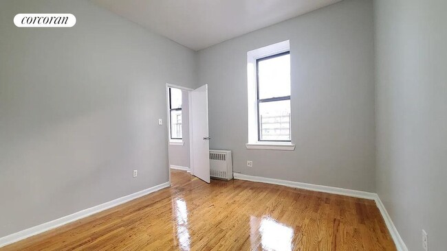 Building Photo - 340 Lenox Ave