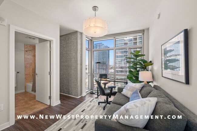 Building Photo - Stunning Fully Furnished East Village 2 Be...