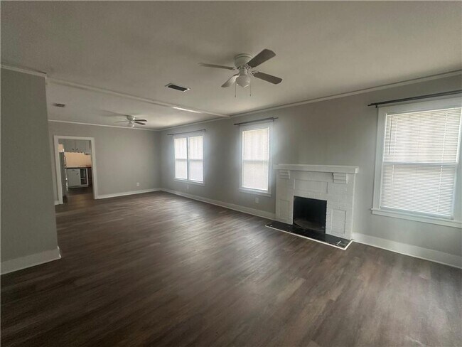 Building Photo - 708 Glenwood St