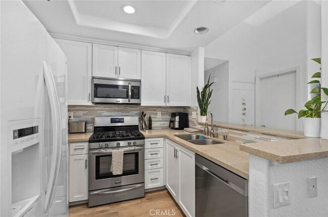 Building Photo - 65 Whippoorwill Ln