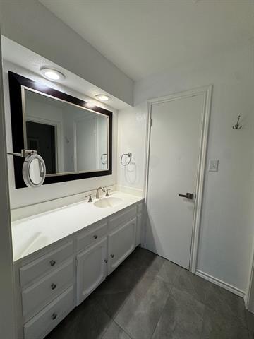 Building Photo - 4422 Westdale Ct