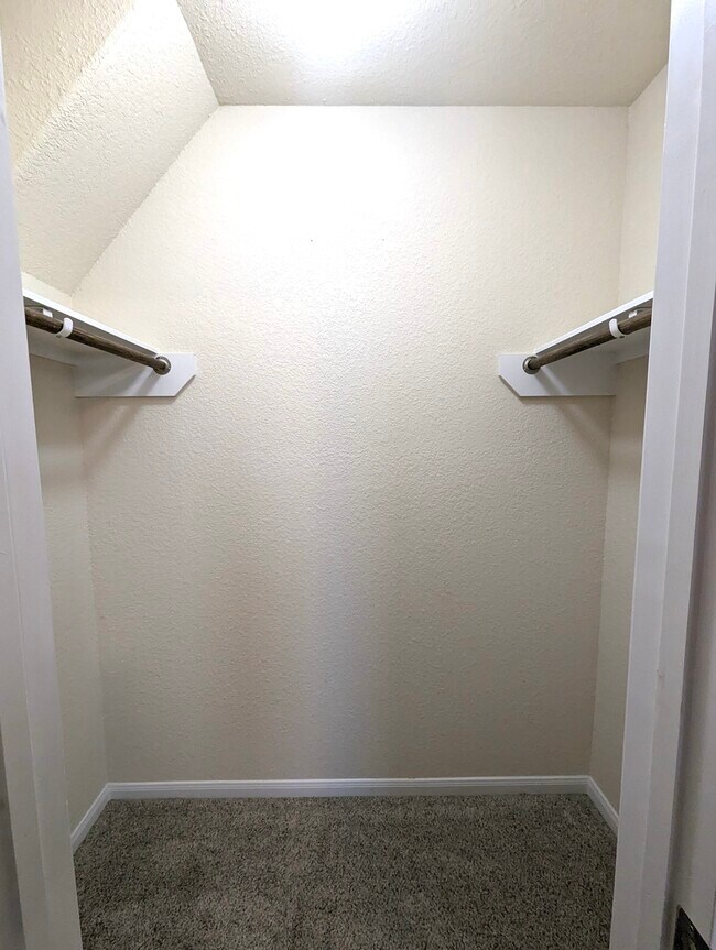 Building Photo - 2132 Pacific Loon Ln