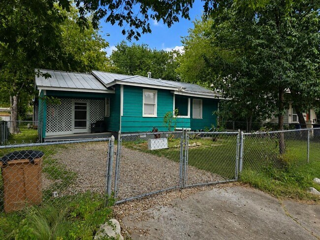 Building Photo - 200 Nelray Blvd