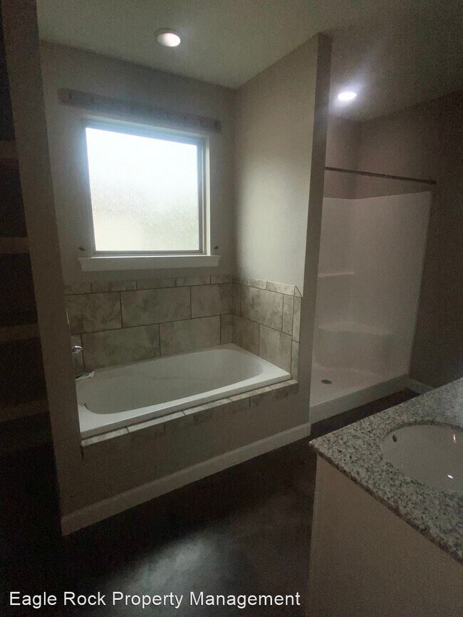 Building Photo - 3 br, 2 bath House - 1220 Alex Street