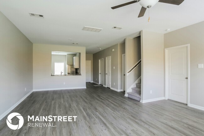 Building Photo - 23028 Bellini Dr