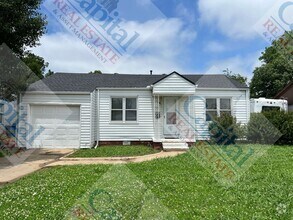 Building Photo - Cozy Cottage