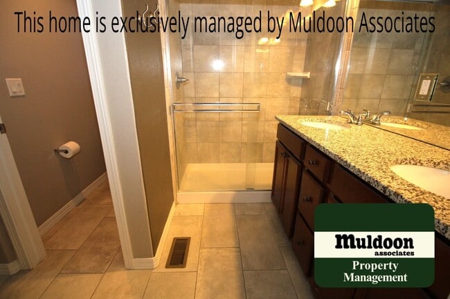 Building Photo - Beautiful 2-stroy Townhome in Wolf Ranch Available Now!