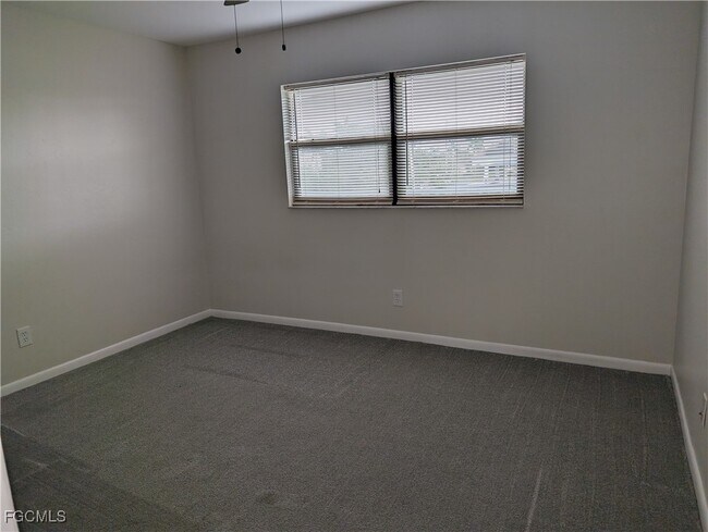 Building Photo - 1519 Cape Coral Pkwy W