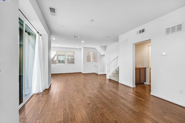 Building Photo - 22759 Filbert St