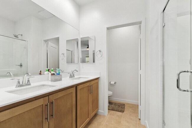 Building Photo - New Community - Temecula - New House Corne...