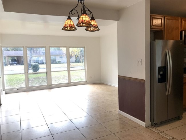 Building Photo - 716 Coble Dr