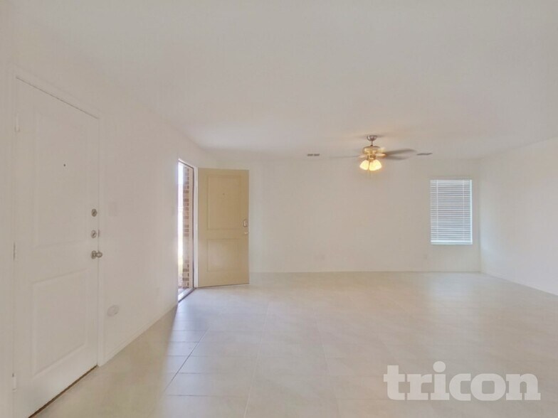 Building Photo - 1603 Rosy Finch Dr
