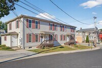 Building Photo - 4 Church St