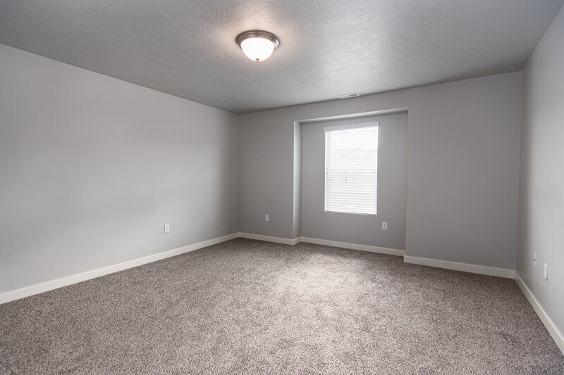 Building Photo - 4123 W Miner View Ln