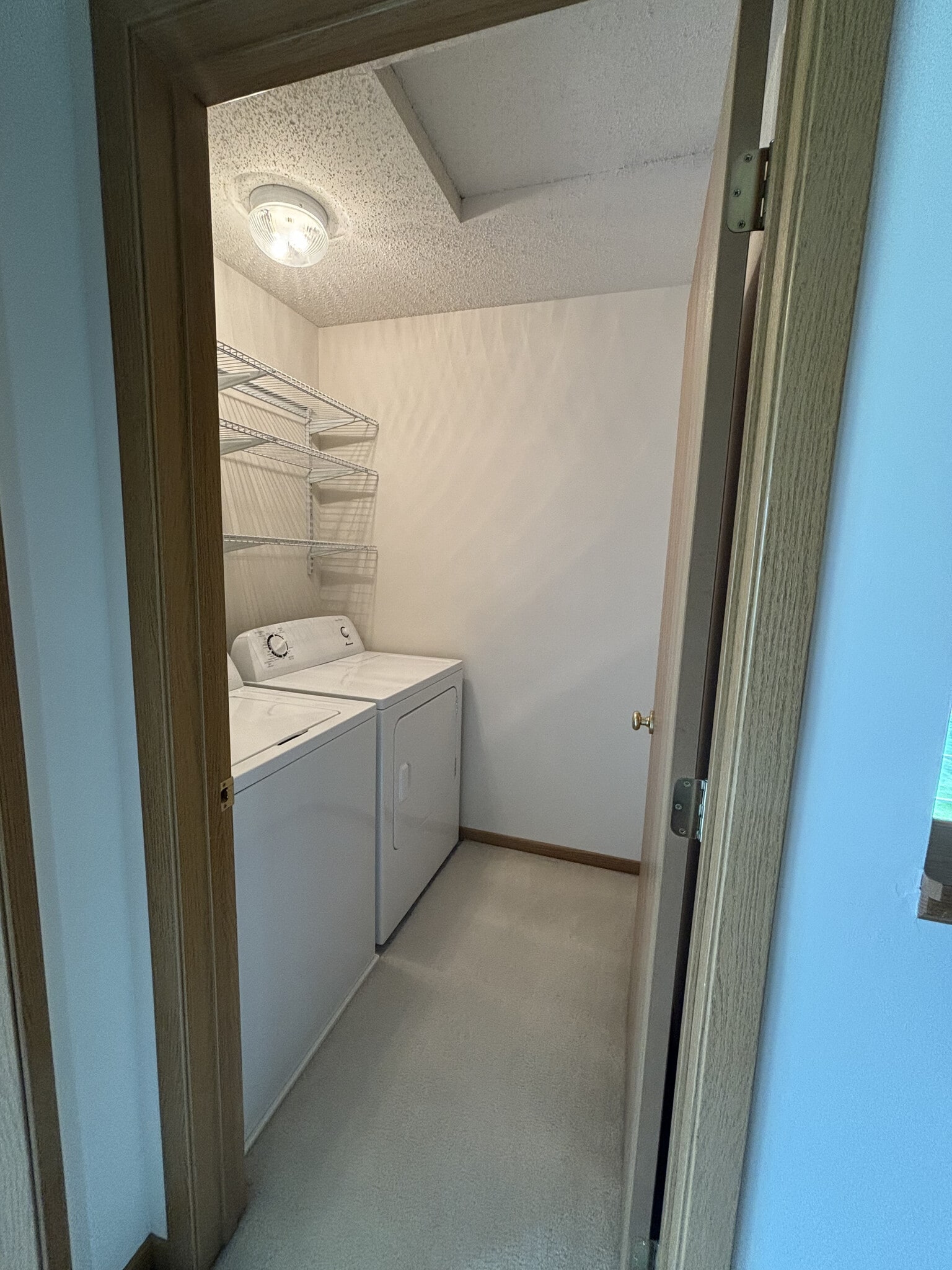 laundry room - 7792 Village Pl