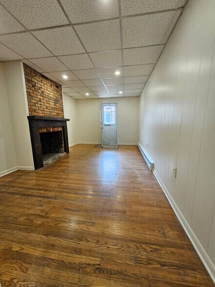 Building Photo - 18 W Baltimore St