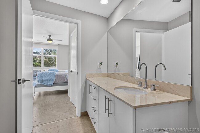 Building Photo - 550 Okeechobee Blvd