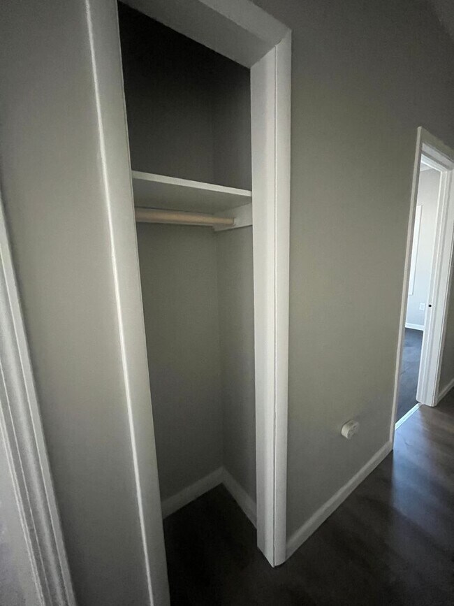 Building Photo - 8 Morgan St