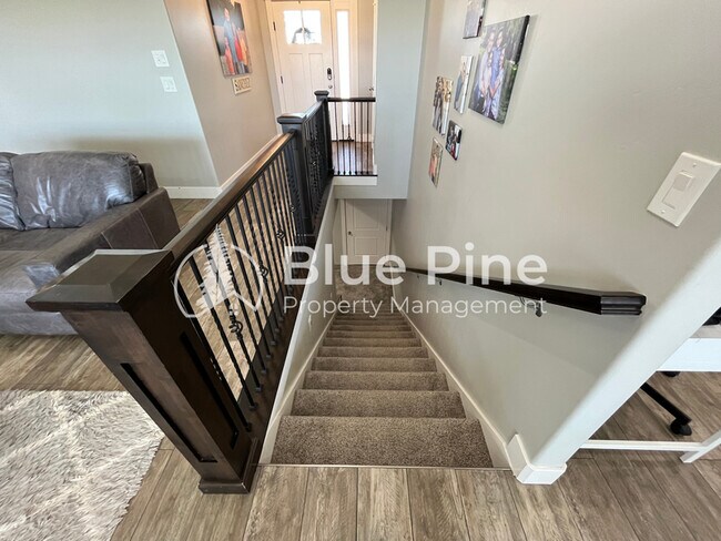 Building Photo - 6028 Fox Run Dr