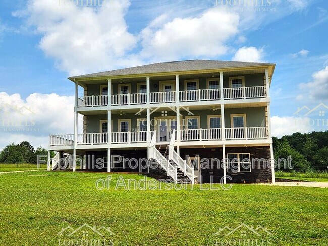 Primary Photo - 128 Hudgins Lake Rd
